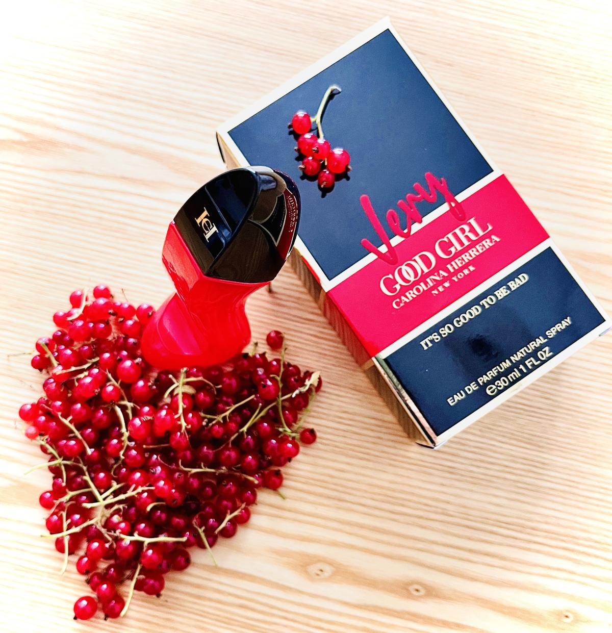 Carolina Herrera Very Good Gir - đánh giá và giá Perfume Floral Fragrance