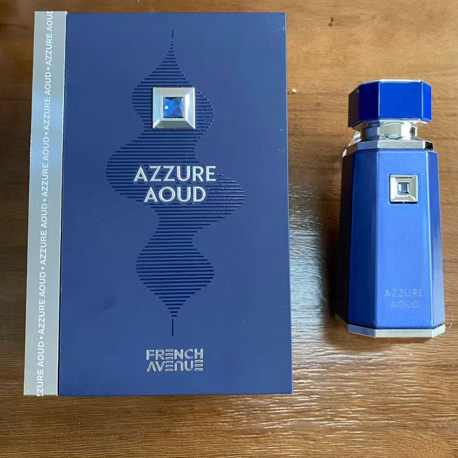 Fragrance World French Avenue  - đánh giá và giá Perfume Is Fragrance World